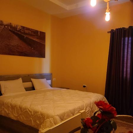 Villa Elear Korça Exteriör bild