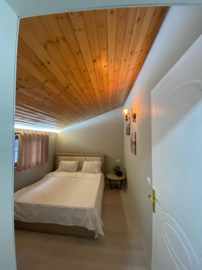 Villa Elear Korça Exteriör bild
