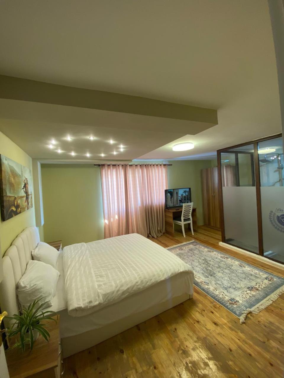 Villa Elear Korça Exteriör bild