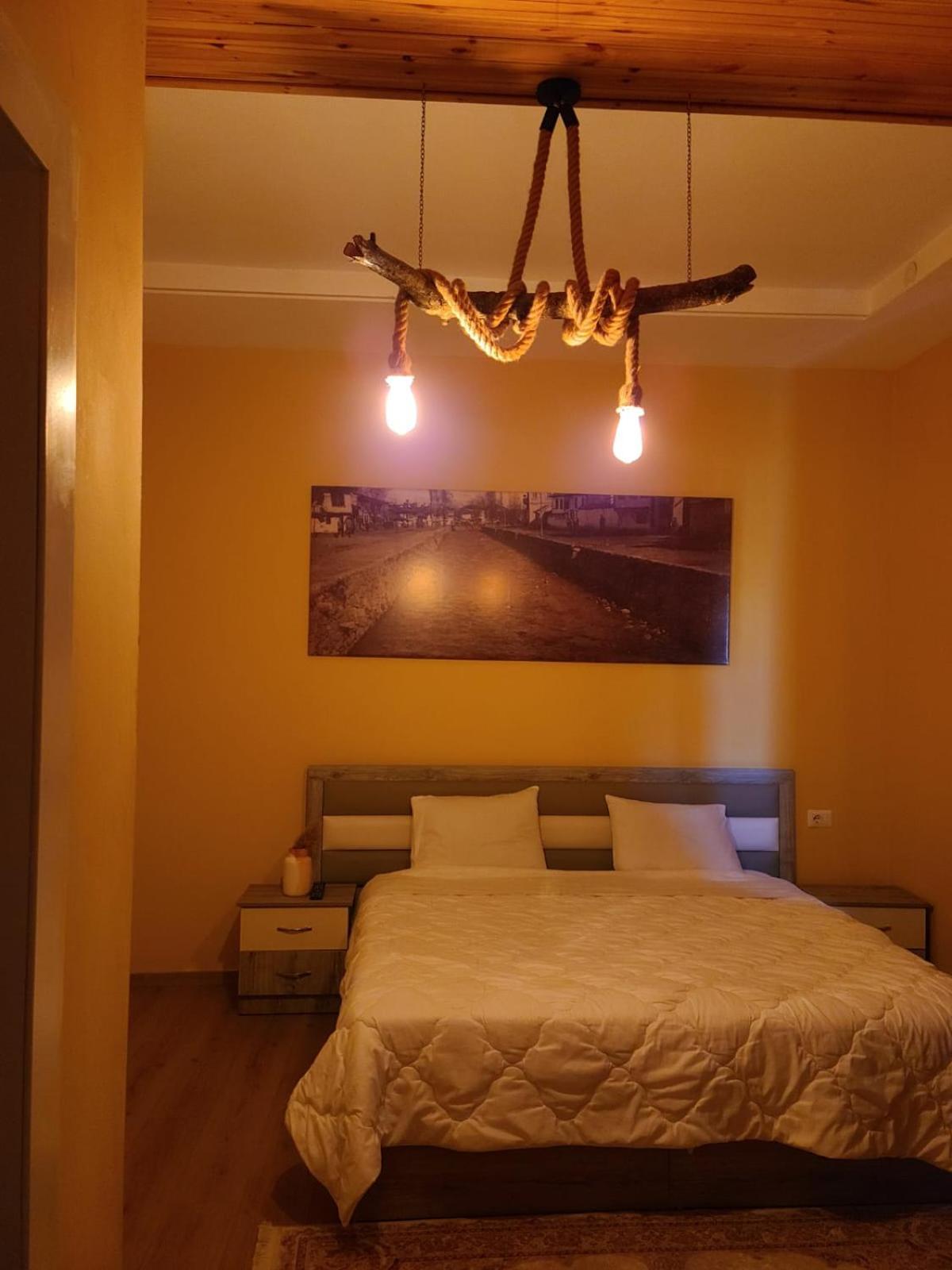 Villa Elear Korça Exteriör bild