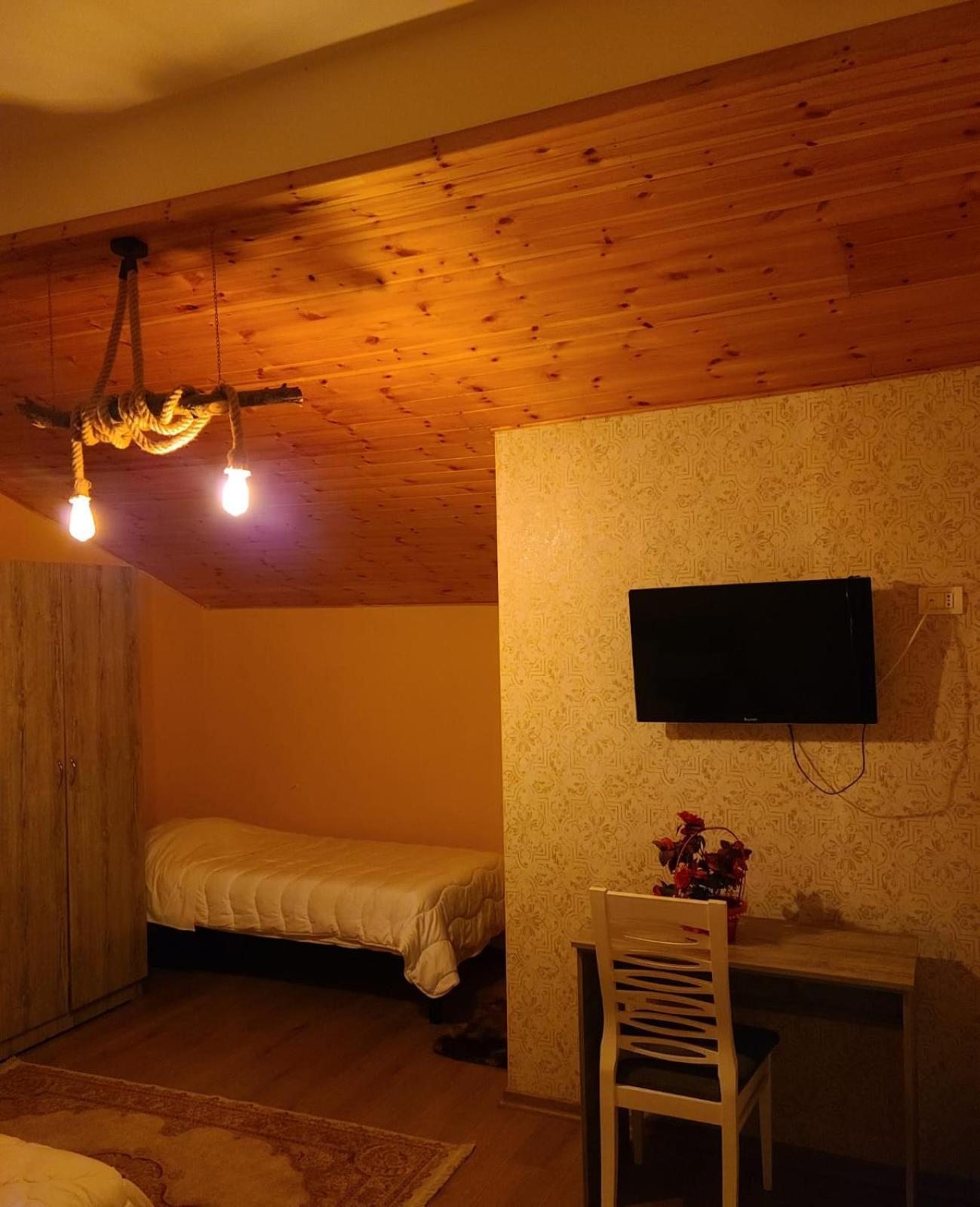 Villa Elear Korça Exteriör bild